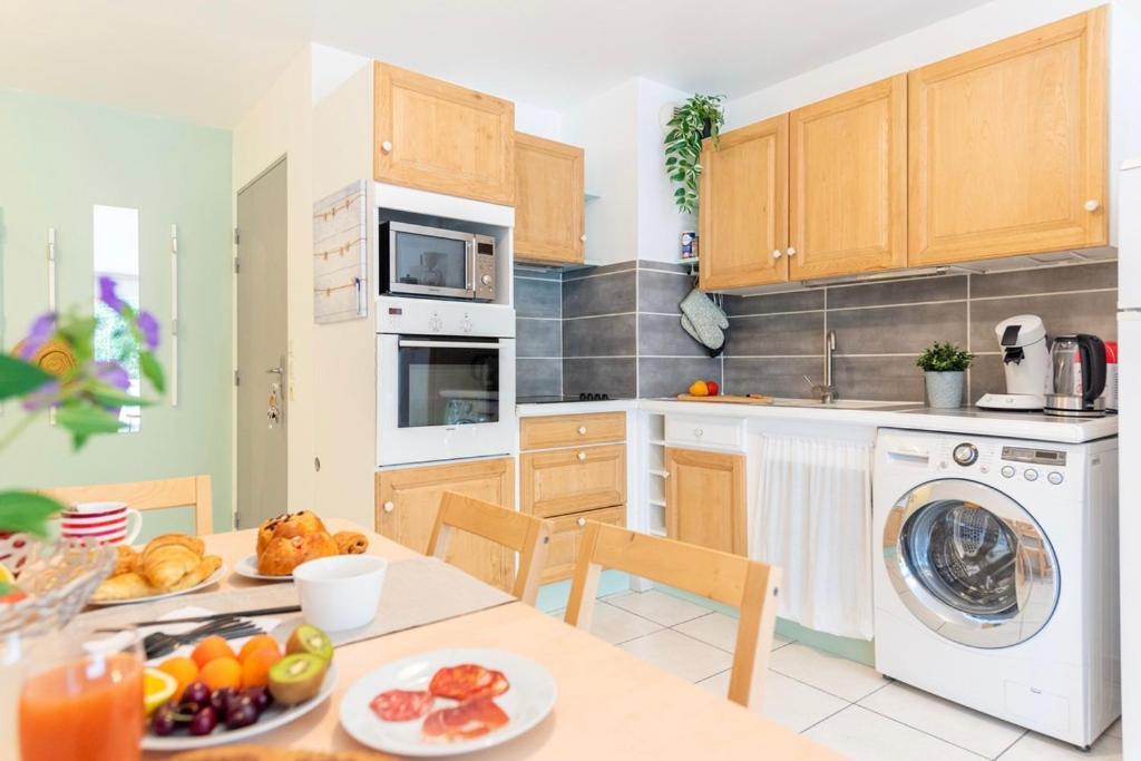 Bao Location - Ideal Pro & Groupe - Calme - Lumineux - Wifi - Terrasse - Jardin - Plage A 2Km - Proche Centre Ville, Gare, Commerces - Parking Prive Toulon Exterior foto
